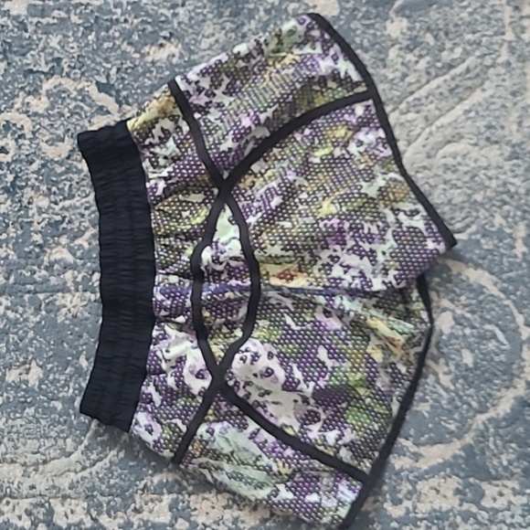 lululemon athletica Multicolor Athletic Shorts - Picture 2 of 7
